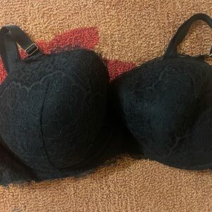 40 DD Victoria Secret Bra